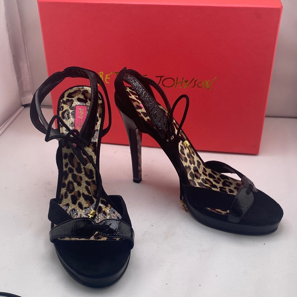 Betsy Johnson vintage black leather suede leopard high heels 8 NWB